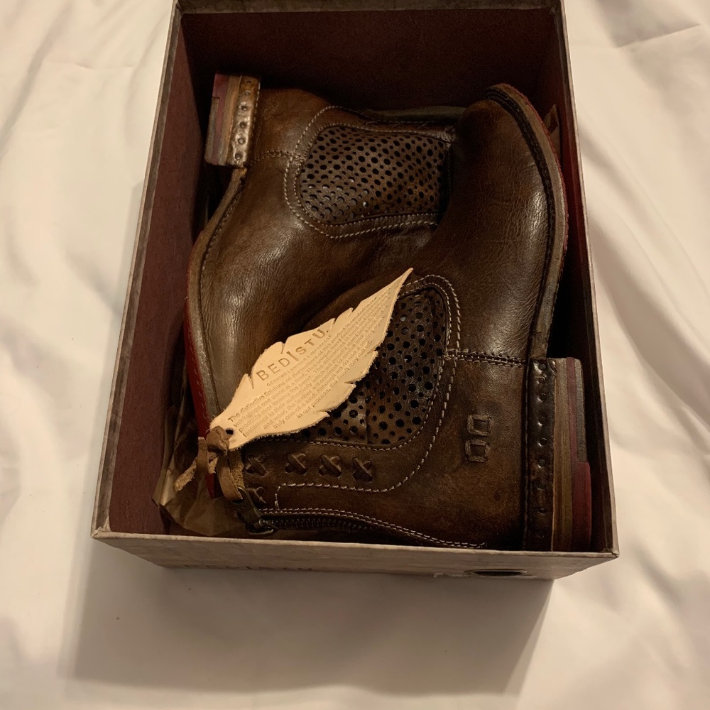 Bed Stu Teak Baylene Brown Chelsea Ankle Boots 7.5